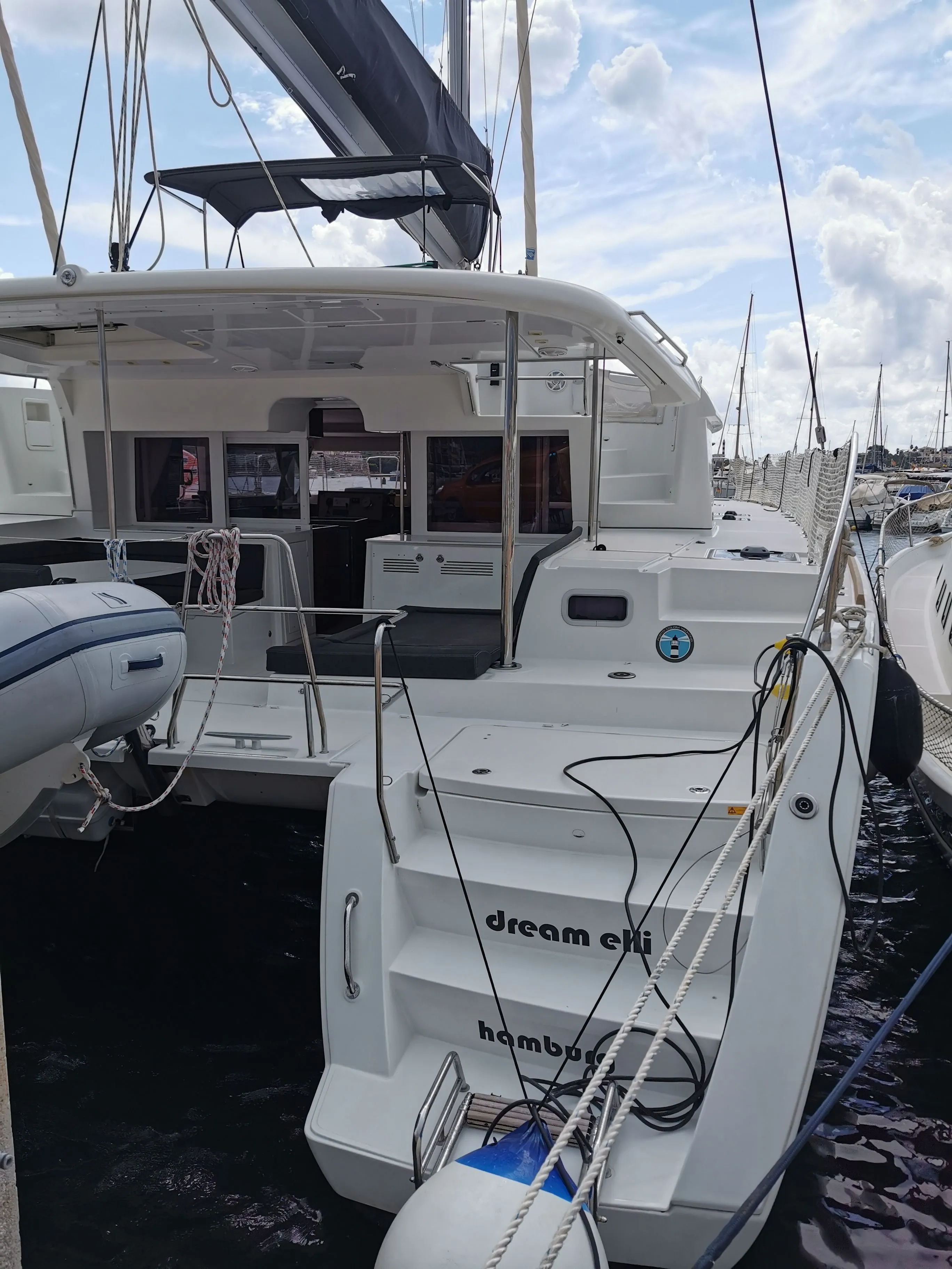Explore Portocolom on a 13.96m Rental Lagoon 450 F
