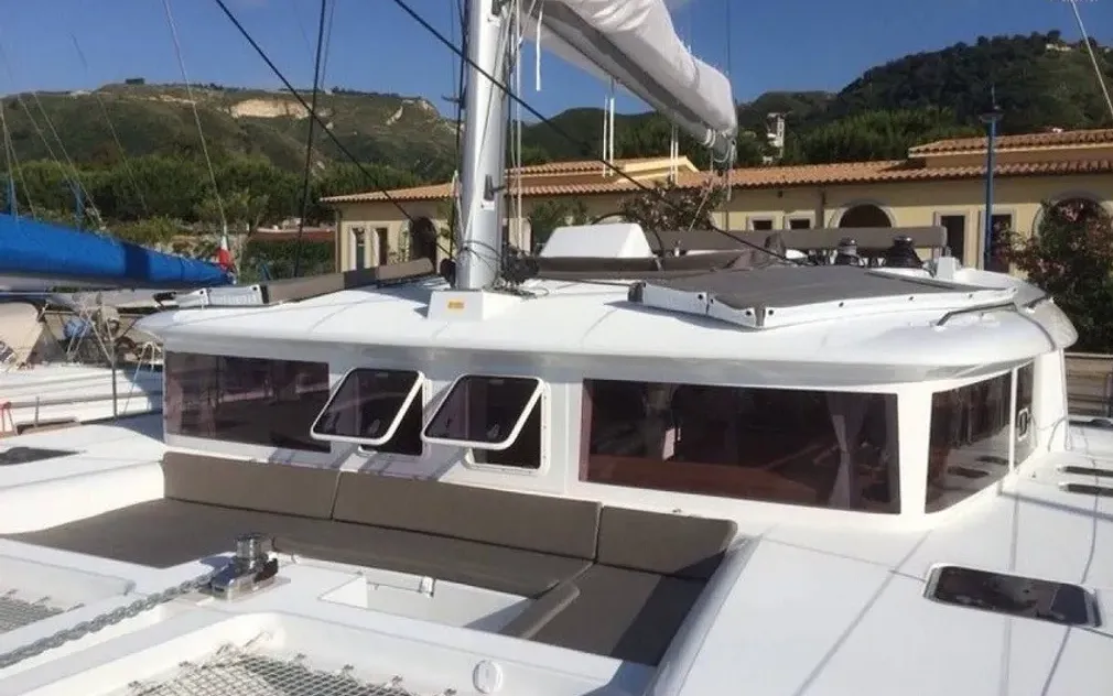 Dugongo 1 Kiralık Teknesi - 3