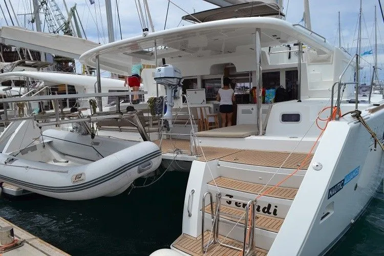 Чартер Fenadi - 3