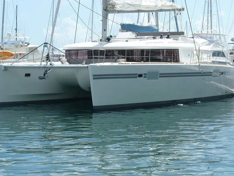 13.96m Palm Cay Lagoon 450 F Catamaran Hire