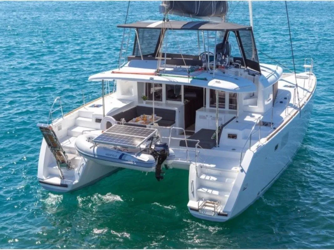 For Sail Charter Boat