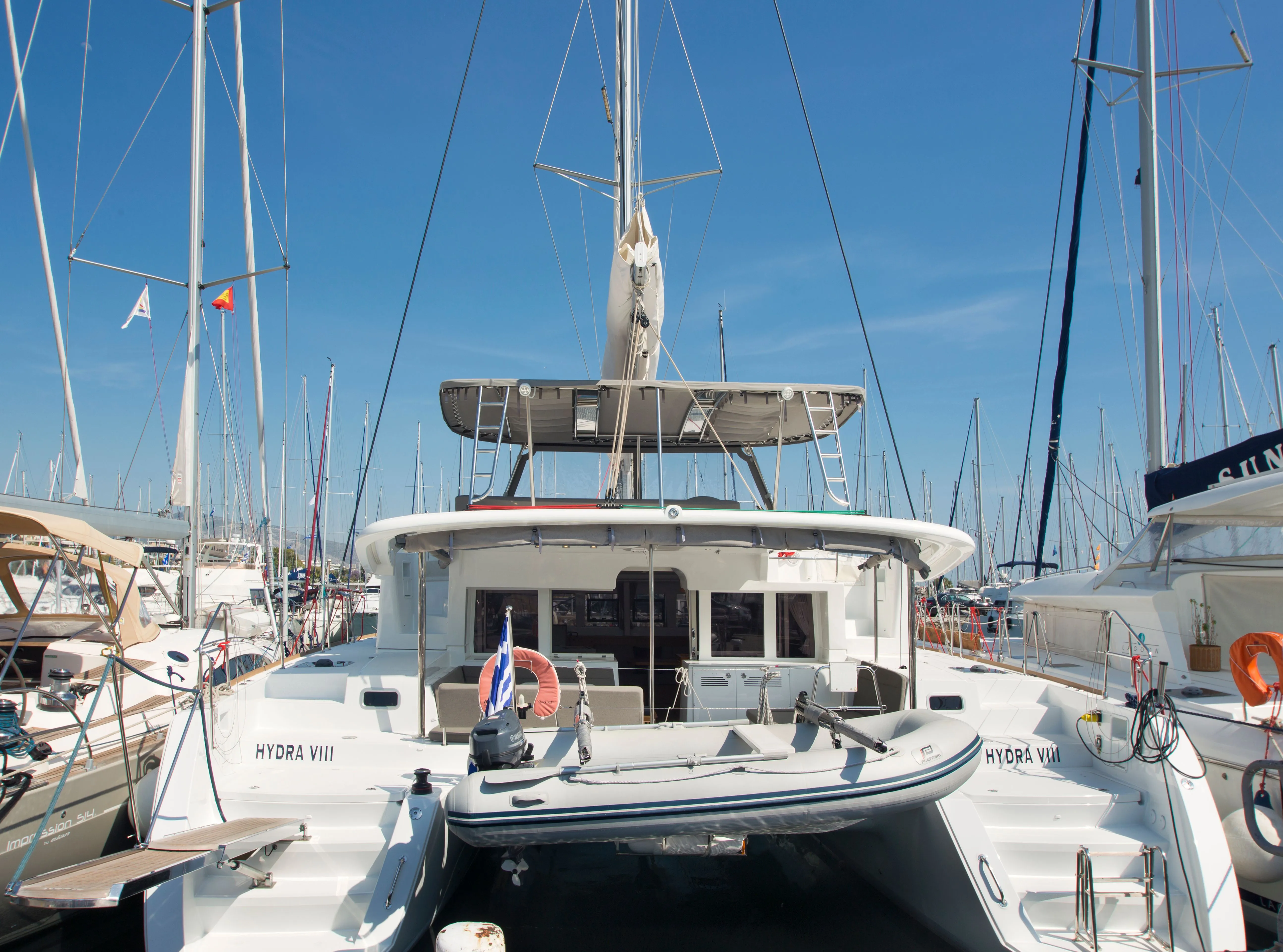 Hydra 8 Charter Boat - 3
