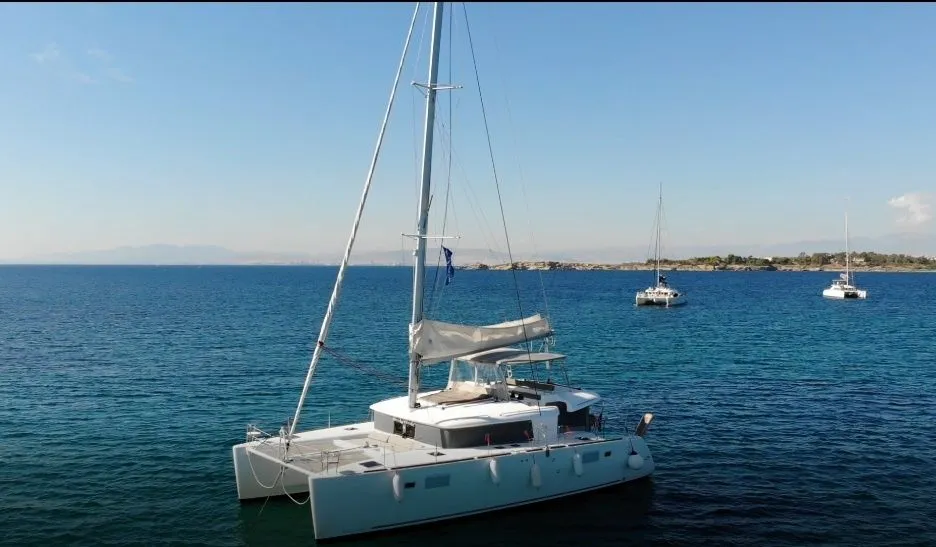 Hydra 8 Charter Boat - 4