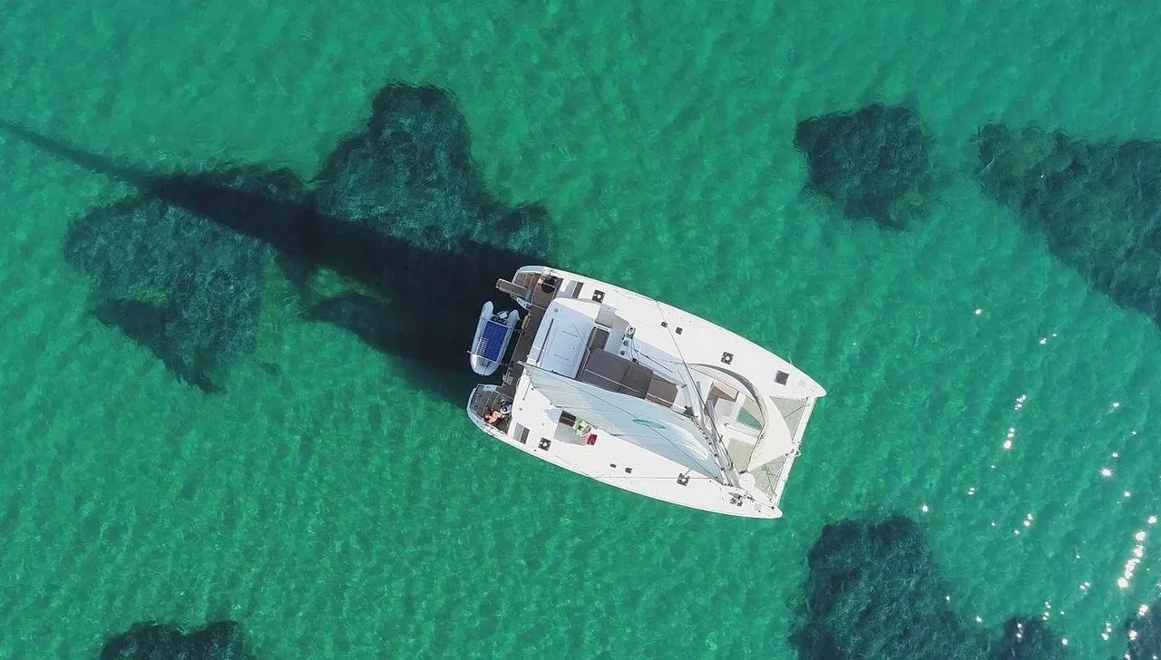 Iris 4 Charter Boat - 5