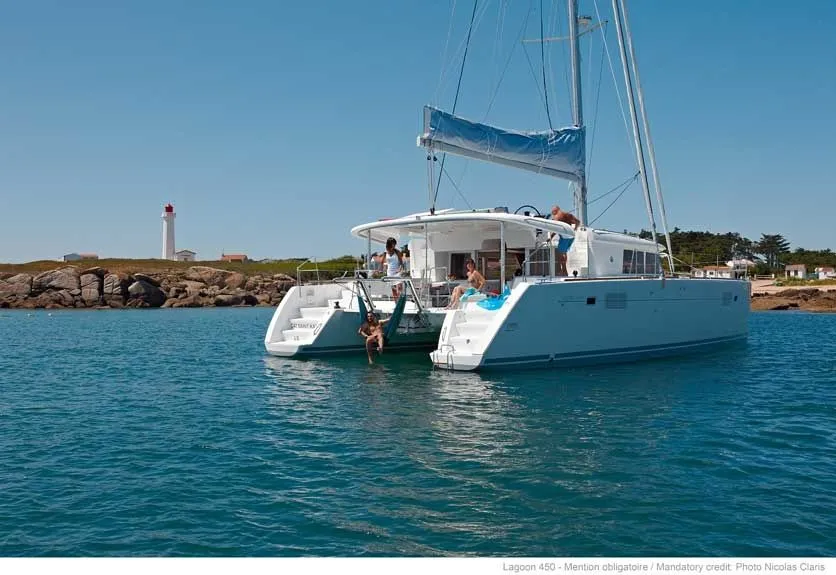 La Lieutenant Charter Boat