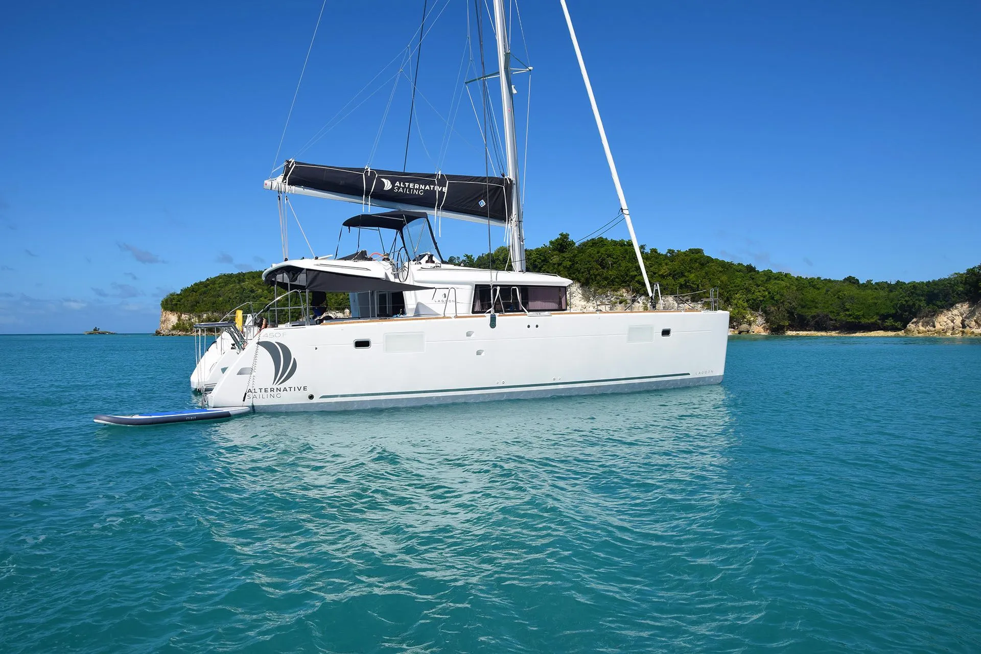 Boot - Charter a 13.96m Catamaran Lagoon 450 F in Le Marin