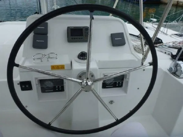 Loumilis 2 Charter Boat