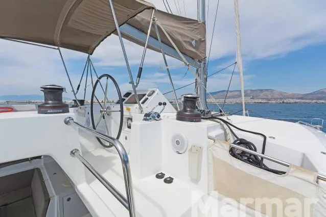 Marmar Charter Boat
