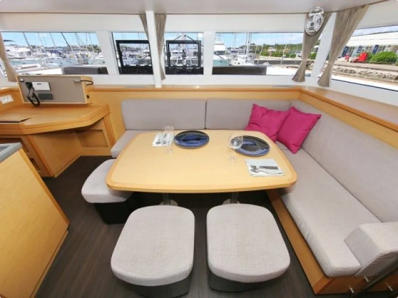 Ninin Charter Boat