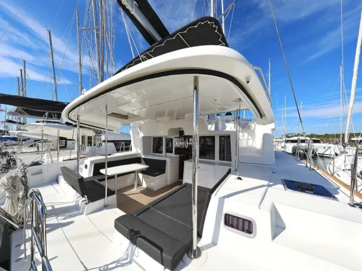 Oliver Charterboot - 3