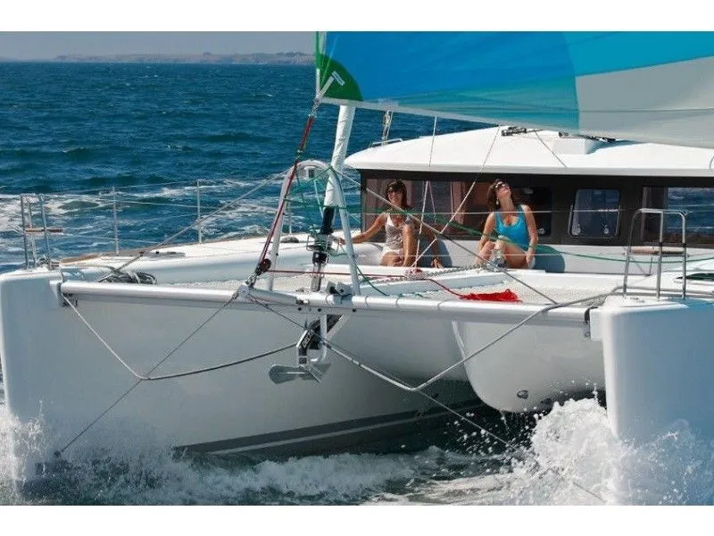 Oscar 5 Charterboot - 4