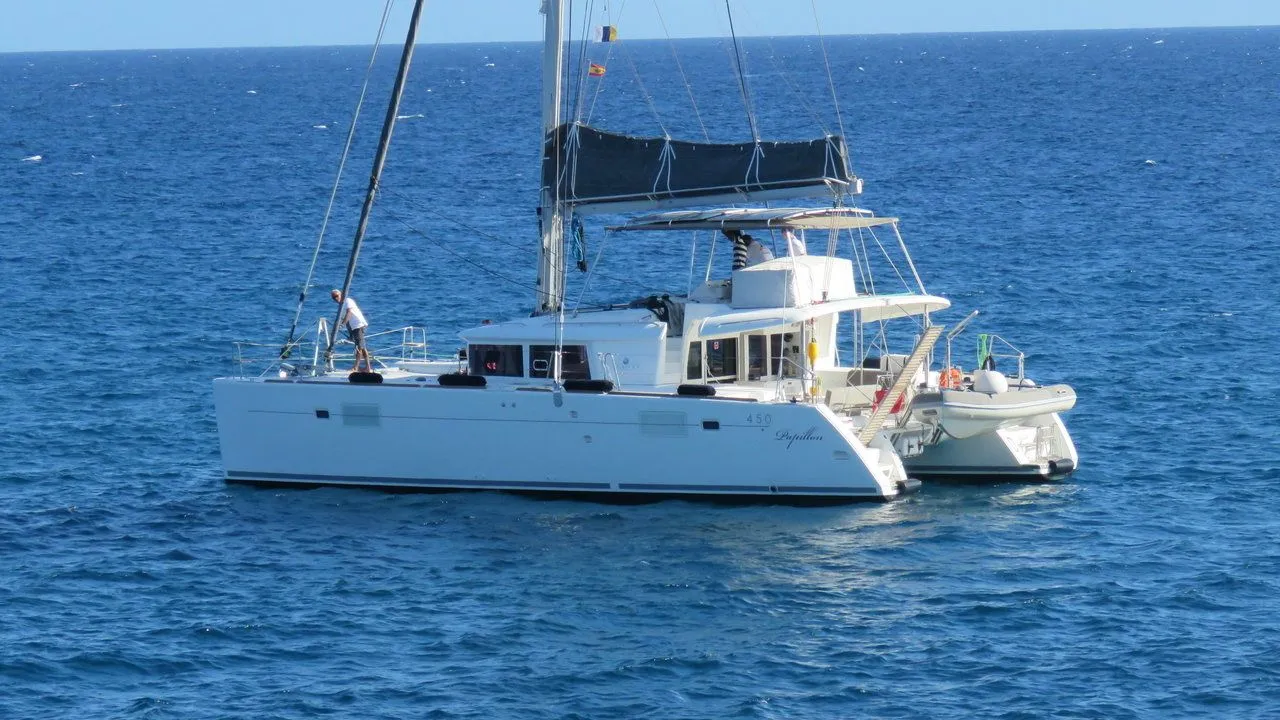 Papillon Charter Boat