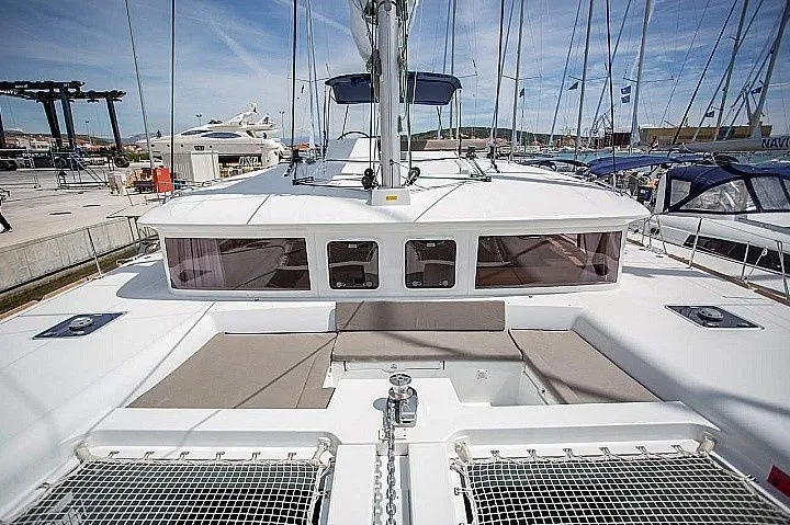 Pasha Mietboot - 5