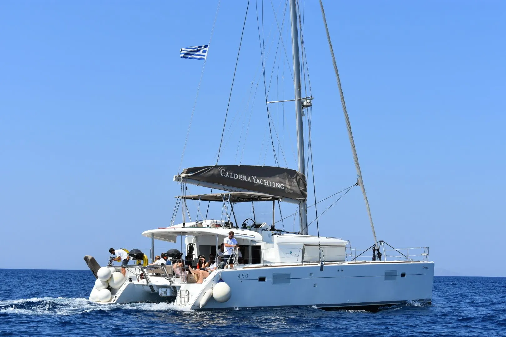 Charter a 13.96m Catamaran Lagoon 450 F in Vlychada