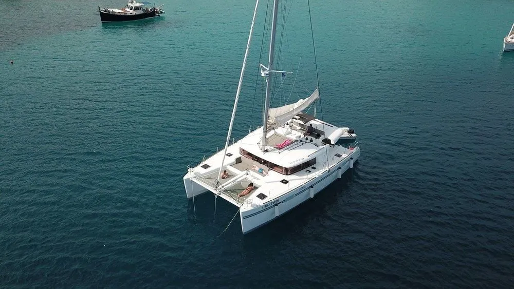 Red Twin Charterboot - 5