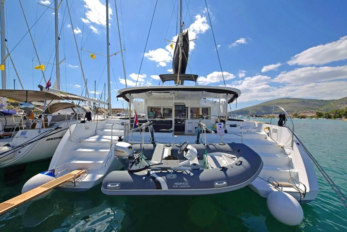 13.96m Dubrovnik Lagoon 450 F Catamaran Hire