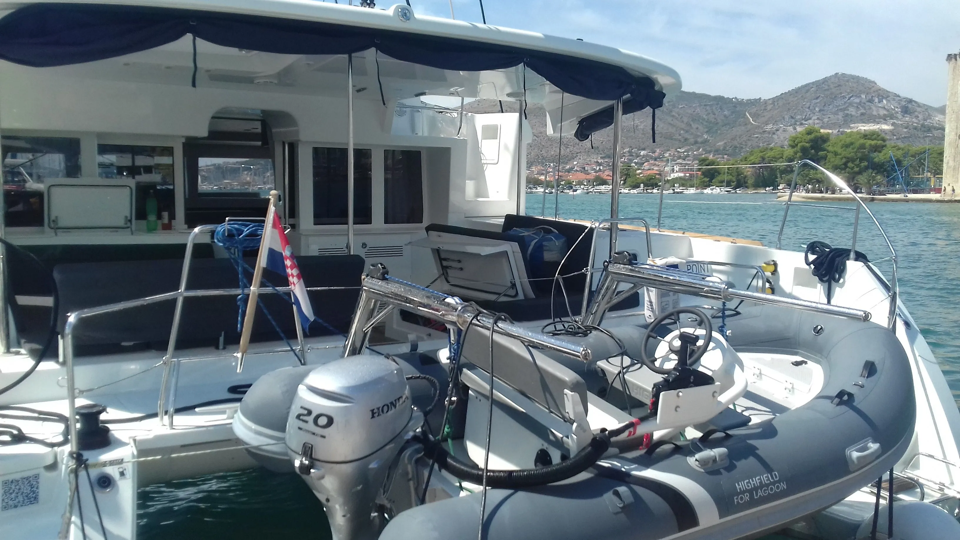 13.96m Dubrovnik Lagoon 450 F Catamaran Hire