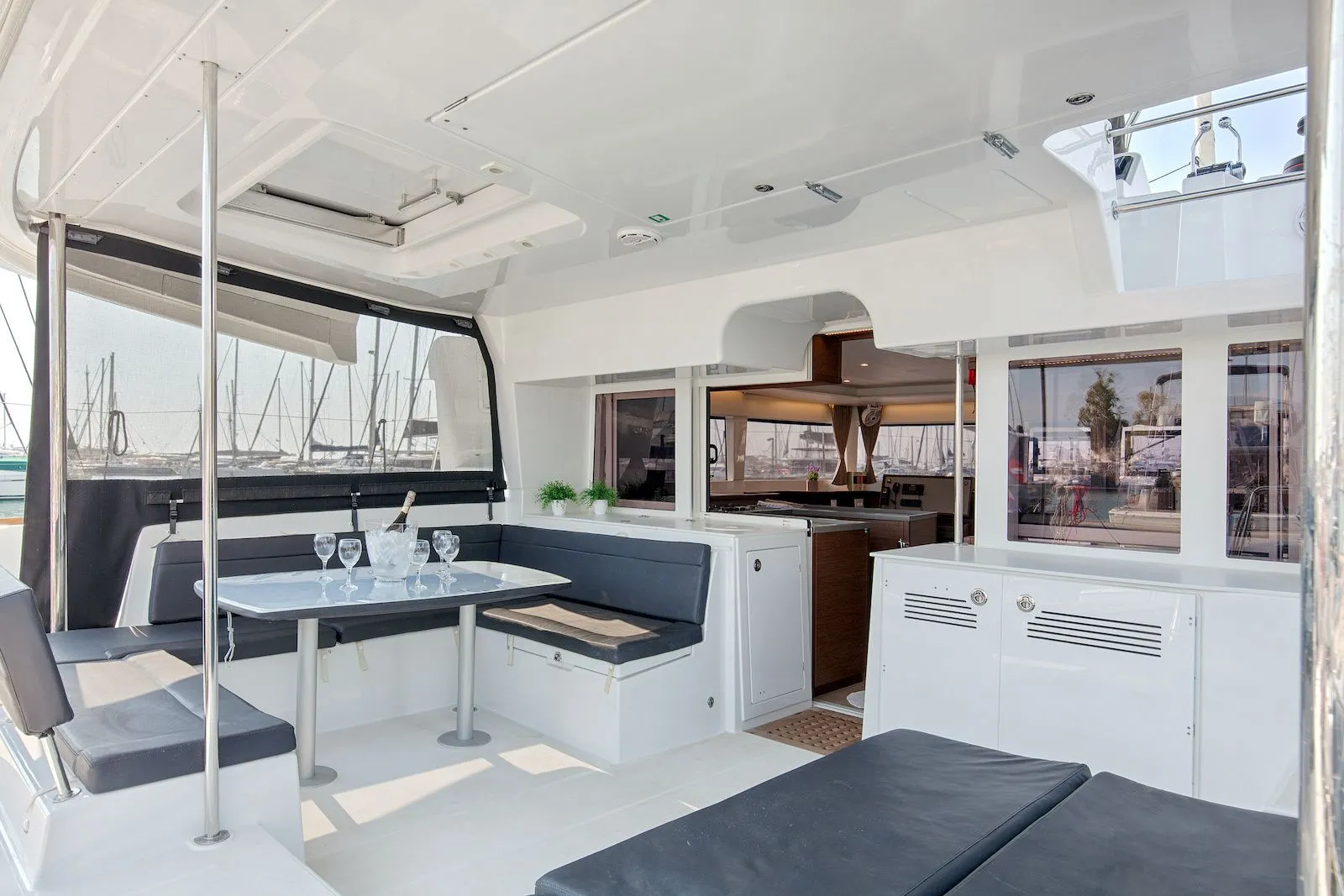 13.96m Athens Lagoon 450 F Catamaran Hire