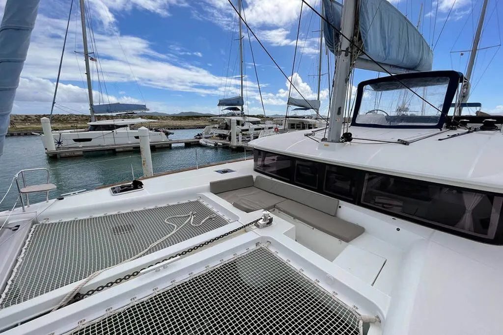Boot - 13.96m Elliniko Boat Hire