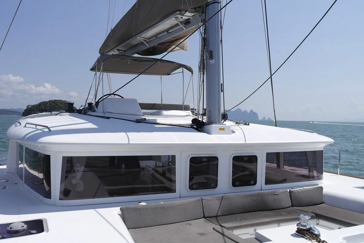 Shana Charterboot - 5