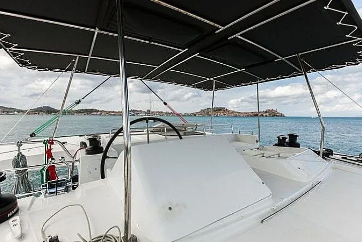 Silicia Charter Boat