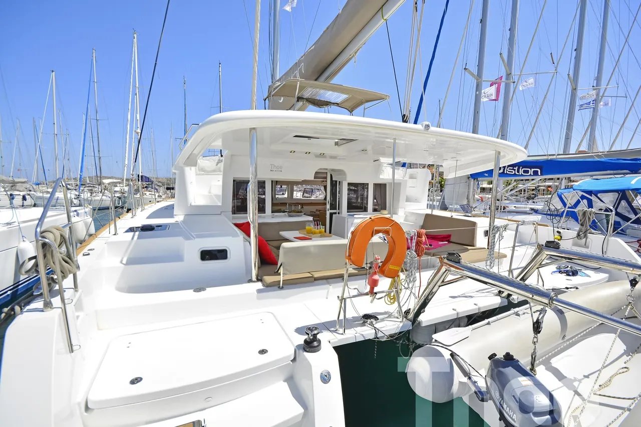 Charter a 13.96m Boat in Kos Town