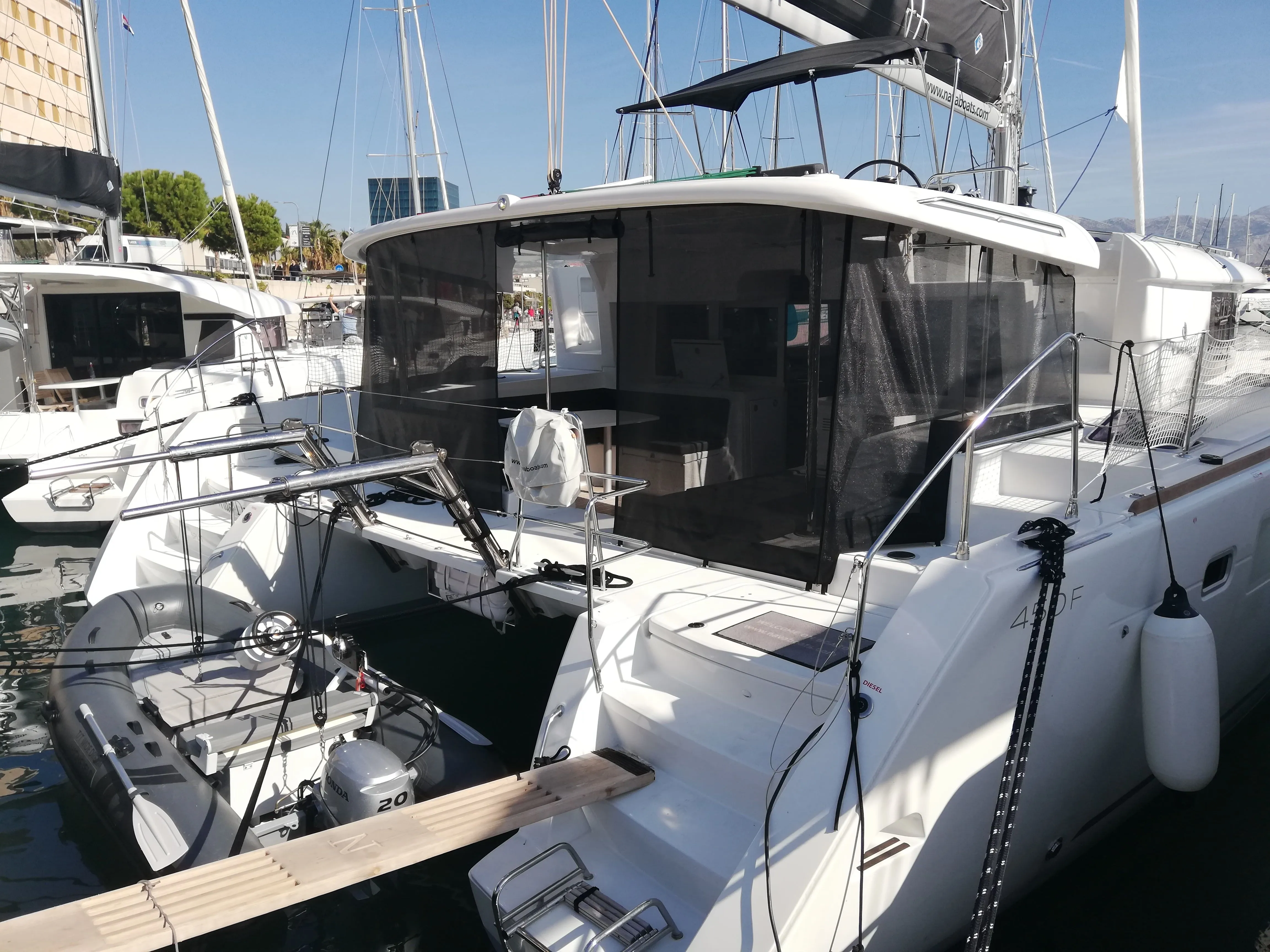 Wide Dream Charter Boat