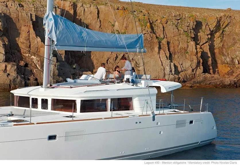 Flash of green Charter Boat