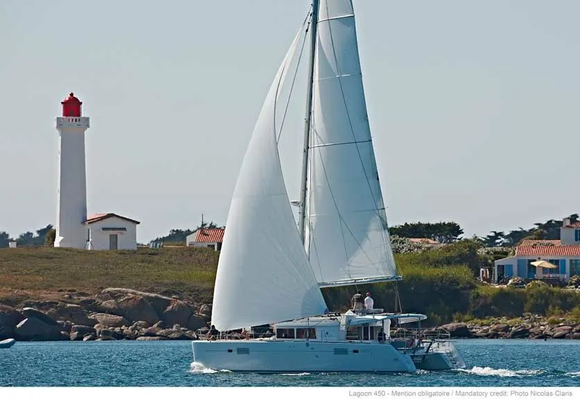 Rent a 13.96m Catamaran Lagoon 450 in Fort Lauderdale