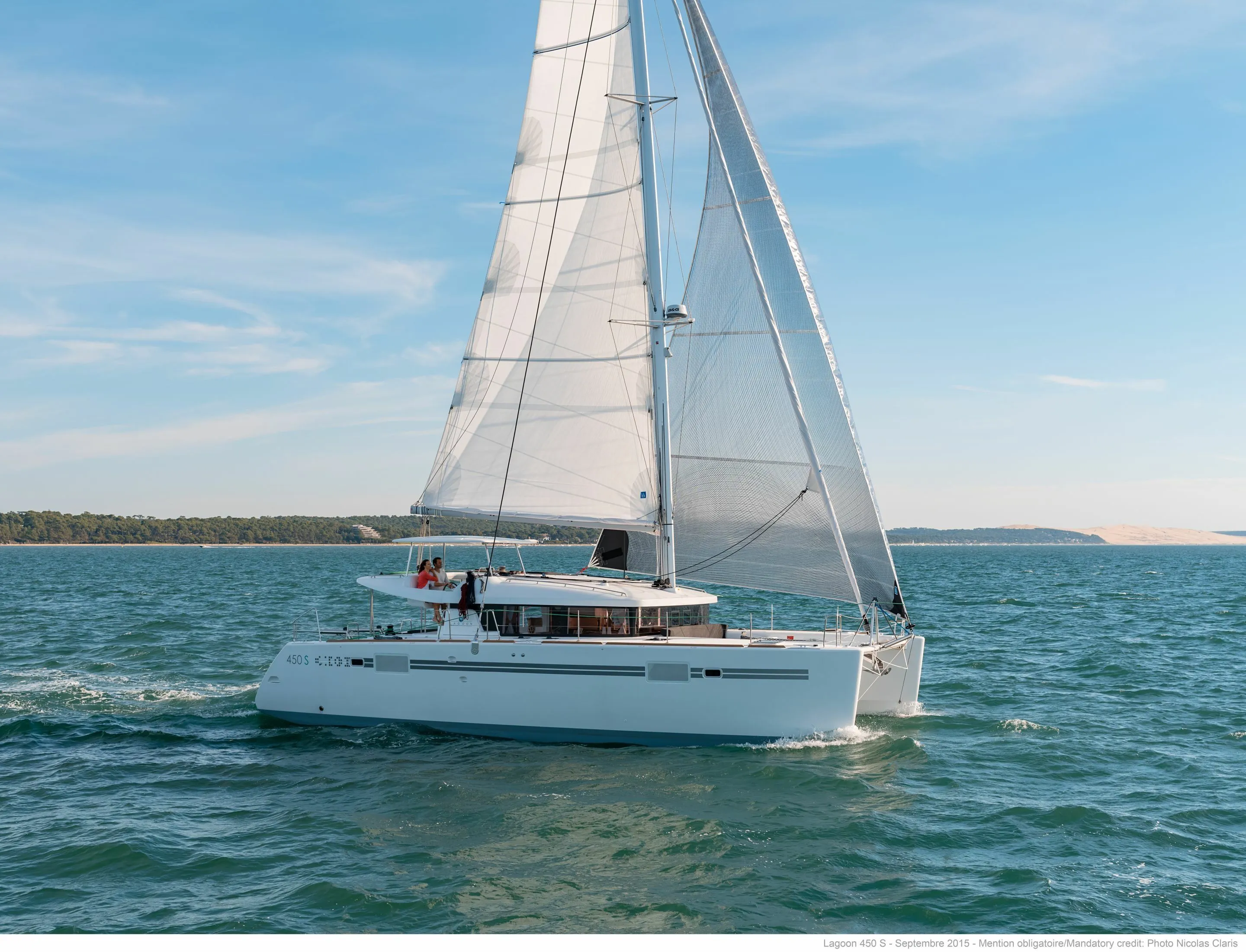 Rent a 13.96m 3 Cabin Catamaran in Fort Lauderdale