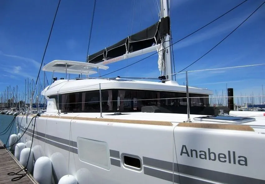 Explore Palma de Mallorca on a 13.96m Rental Catamaran