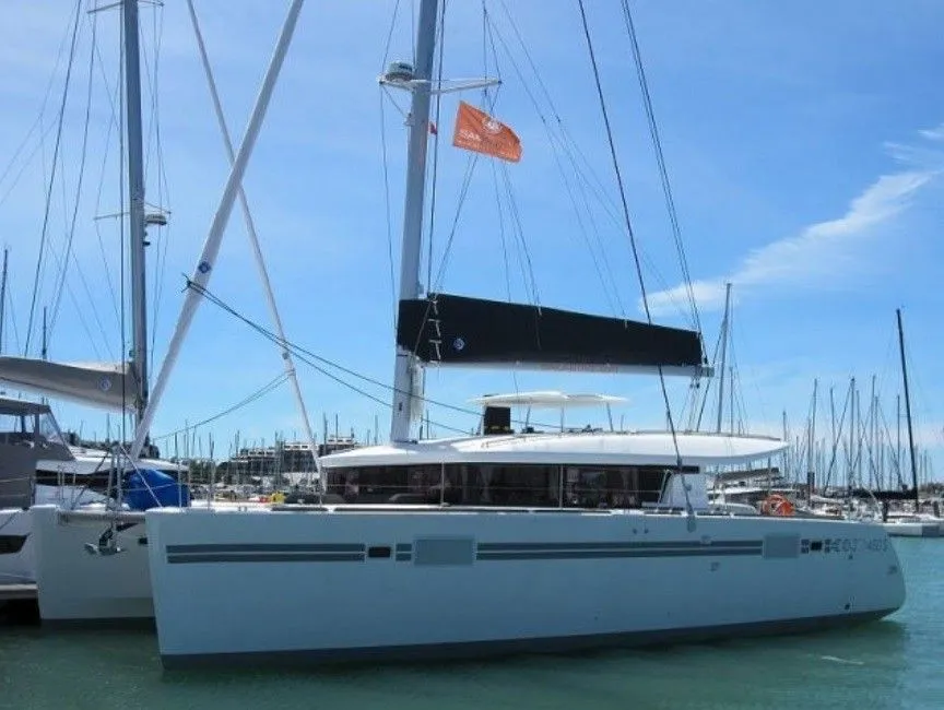 Explore Palma de Mallorca on a 13.96m Rental Catamaran