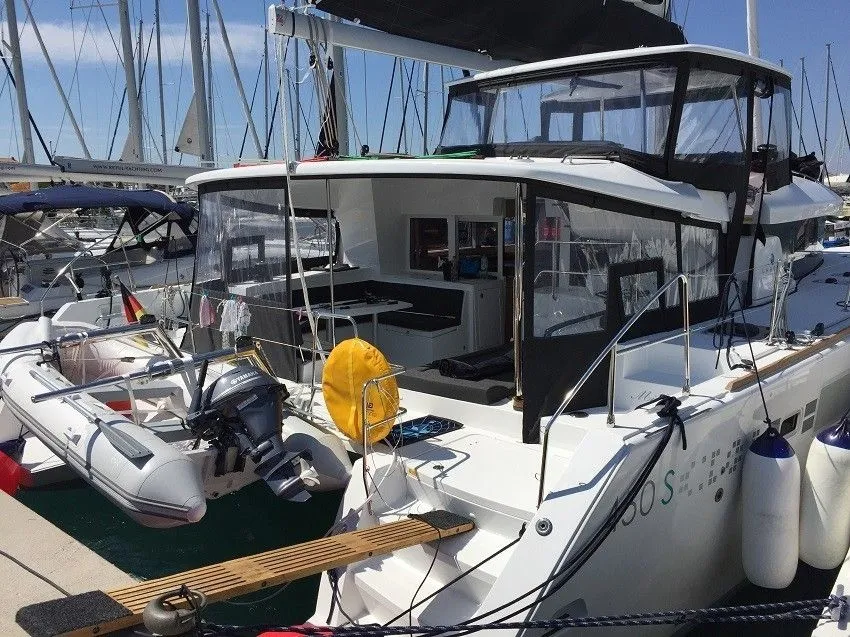 13.96m Zadar Catamaran Lagoon 450 S Hire