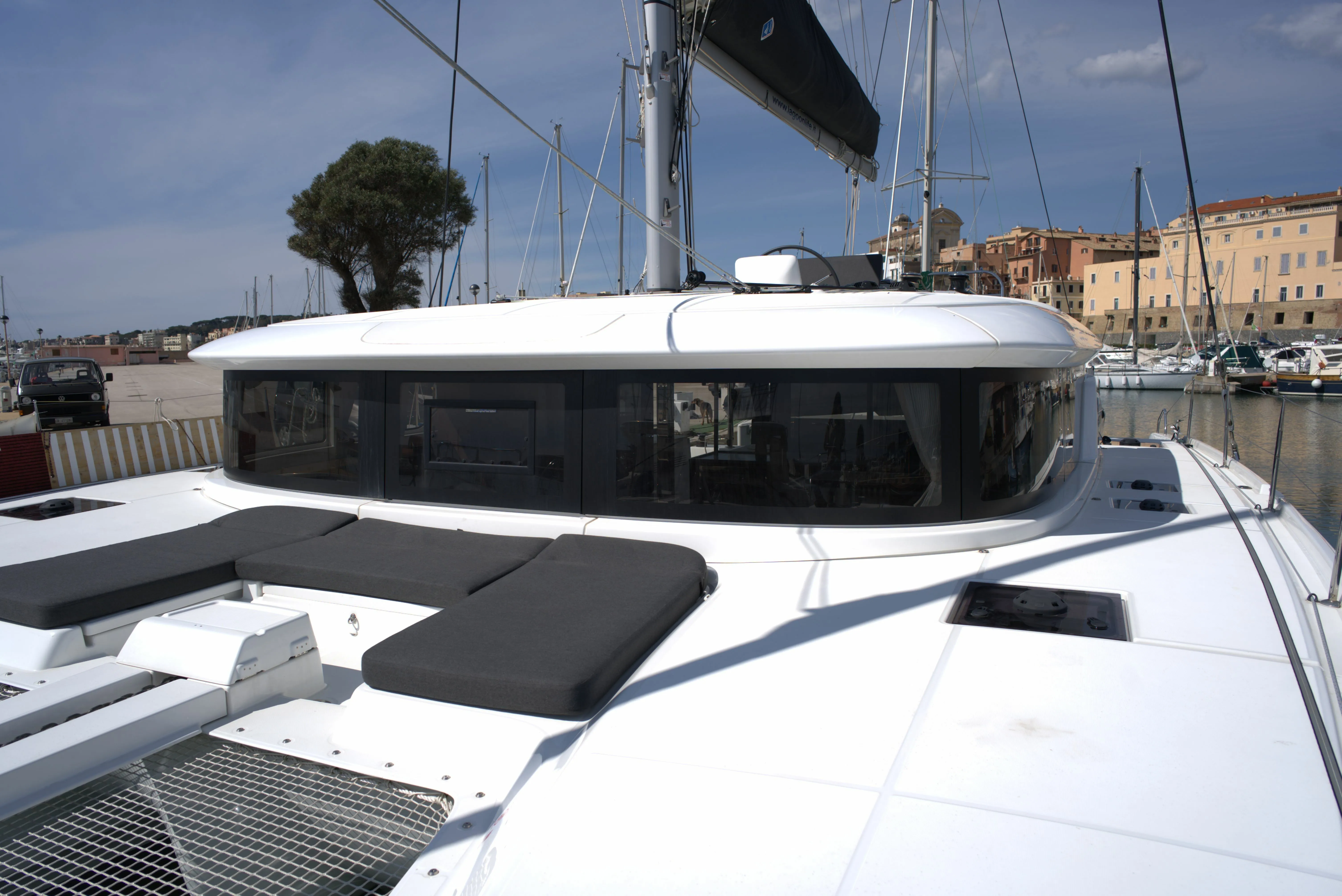 Alouet Charter Boat