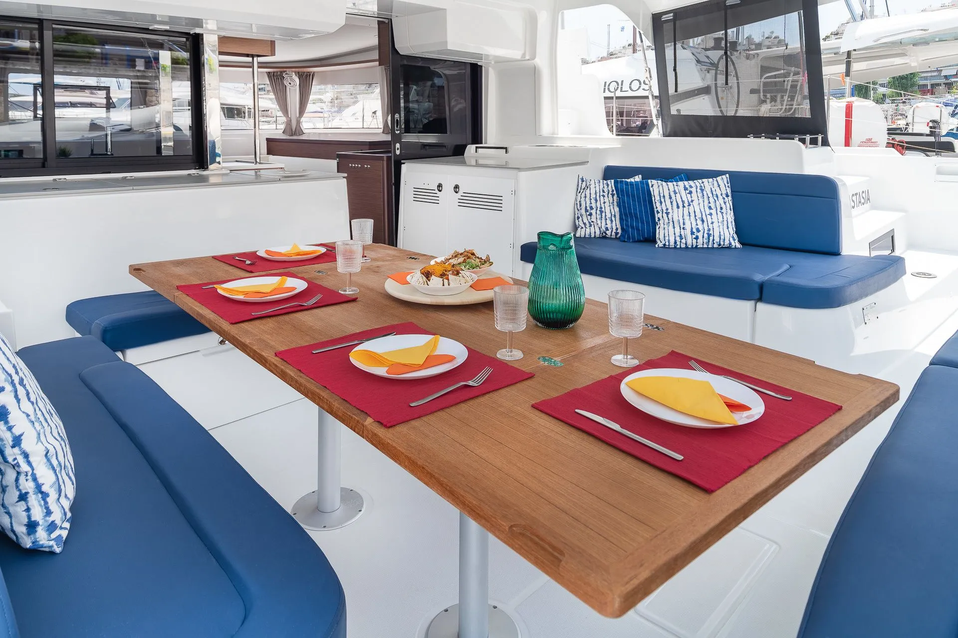 Anastasia Charter Boat - 4
