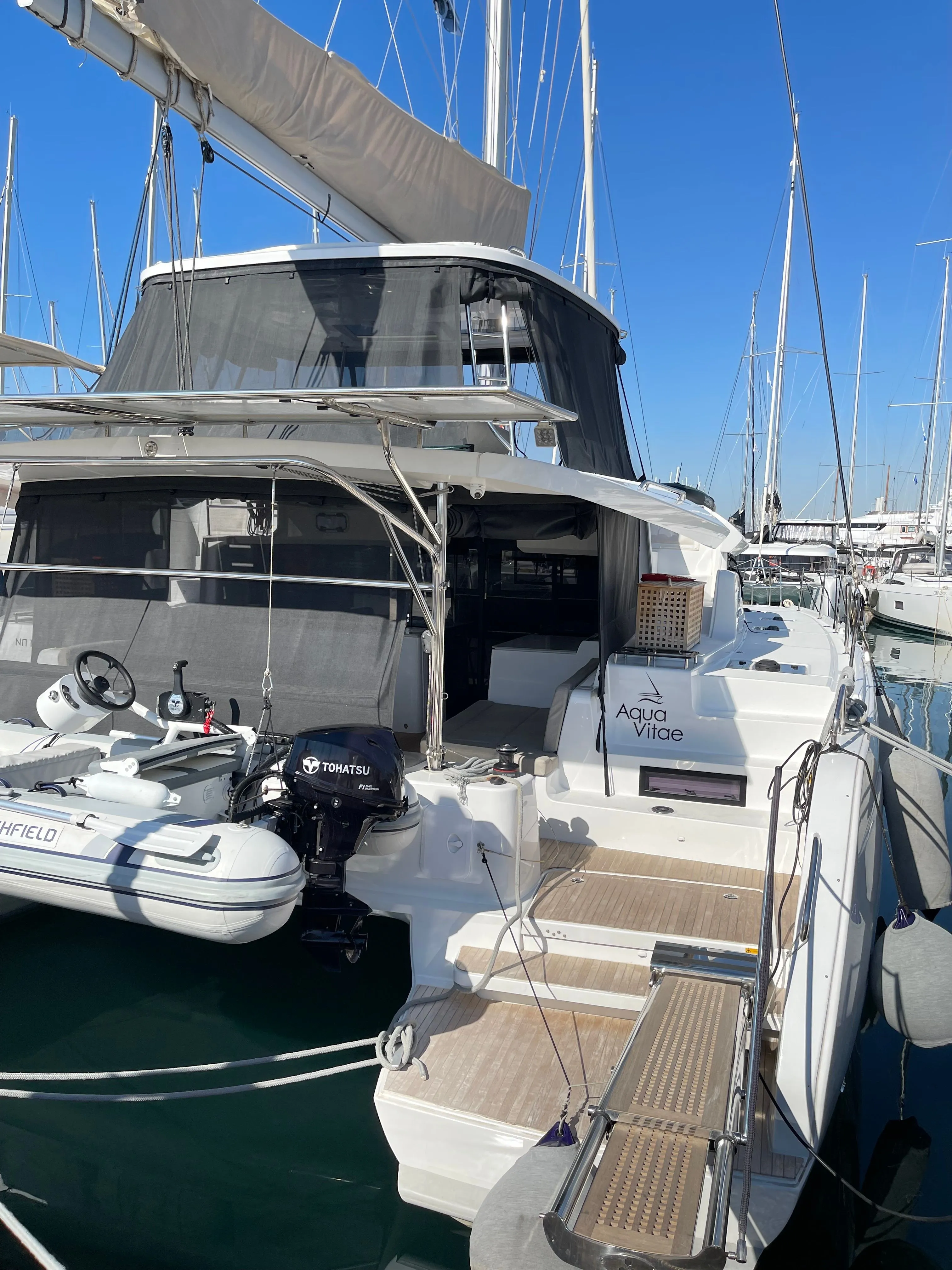 Aqua Vitae Charter Boat - 3