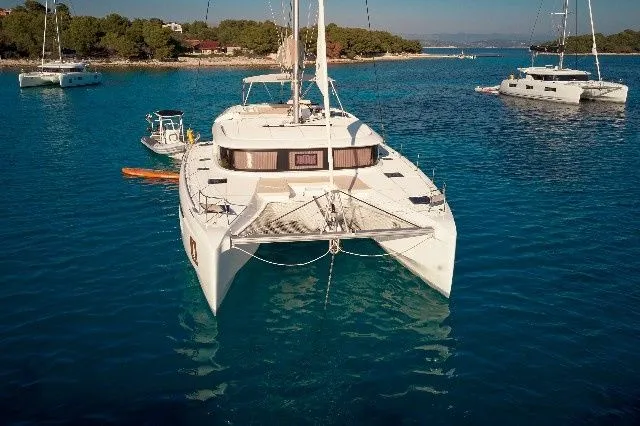 Aquarius Kiralık Teknesi - 4