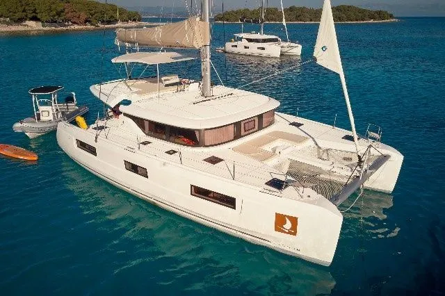 Aquarius Kiralık Teknesi - 1