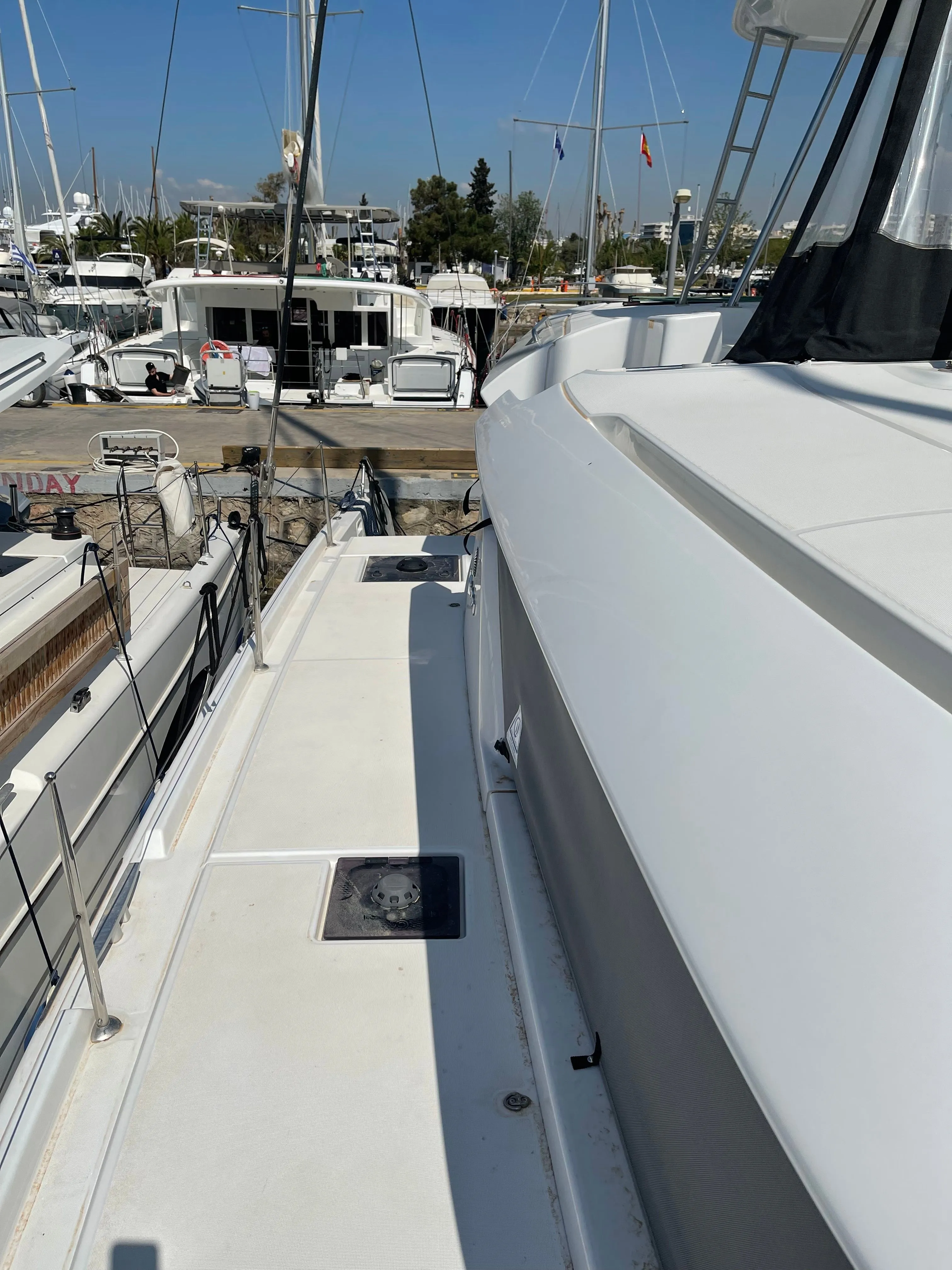 Cavo D' Oro Charter Boat - 5
