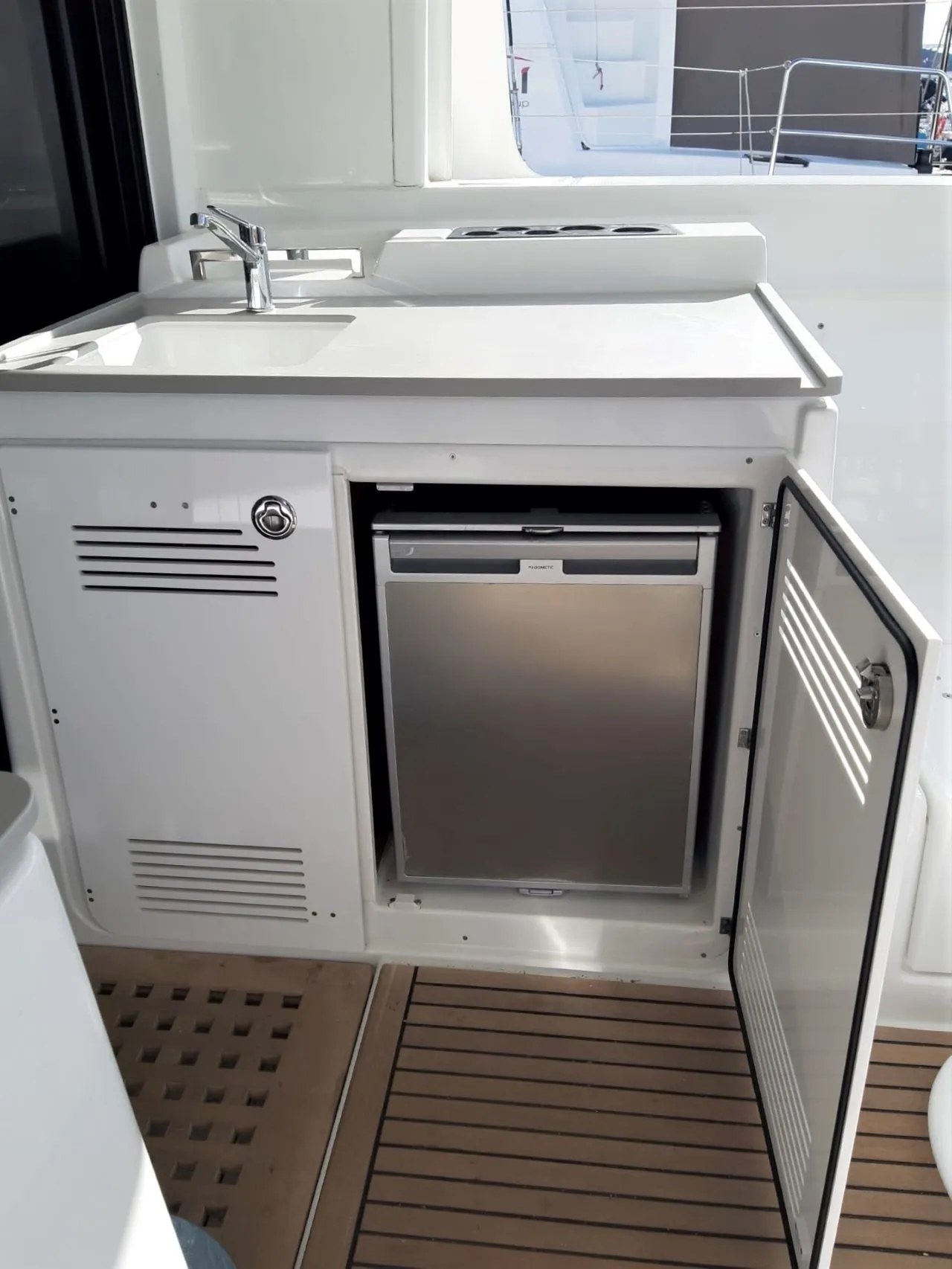 Excellence Charter Boat