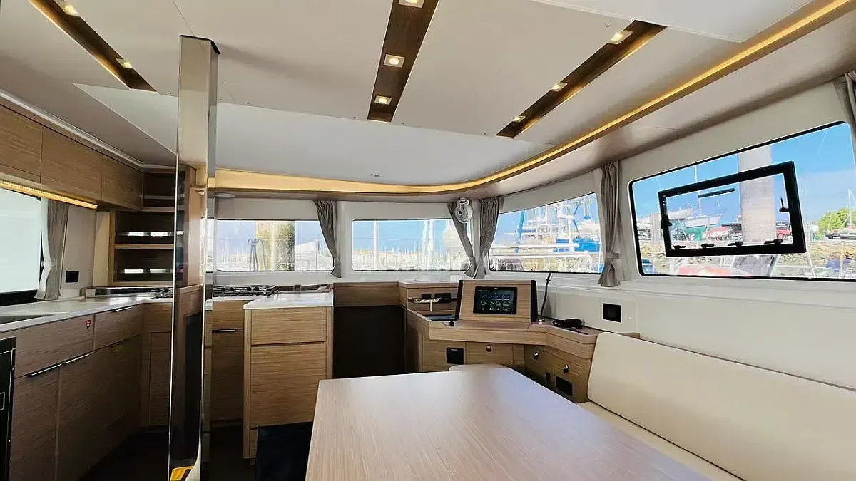 Zoey Kiralık Teknesi - 3