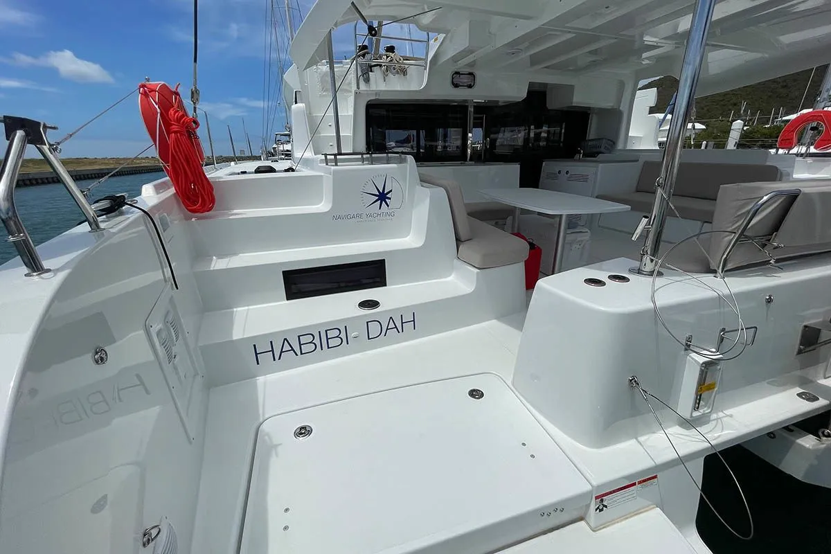 Charter a 13.99m Lagoon 46 in Tortola