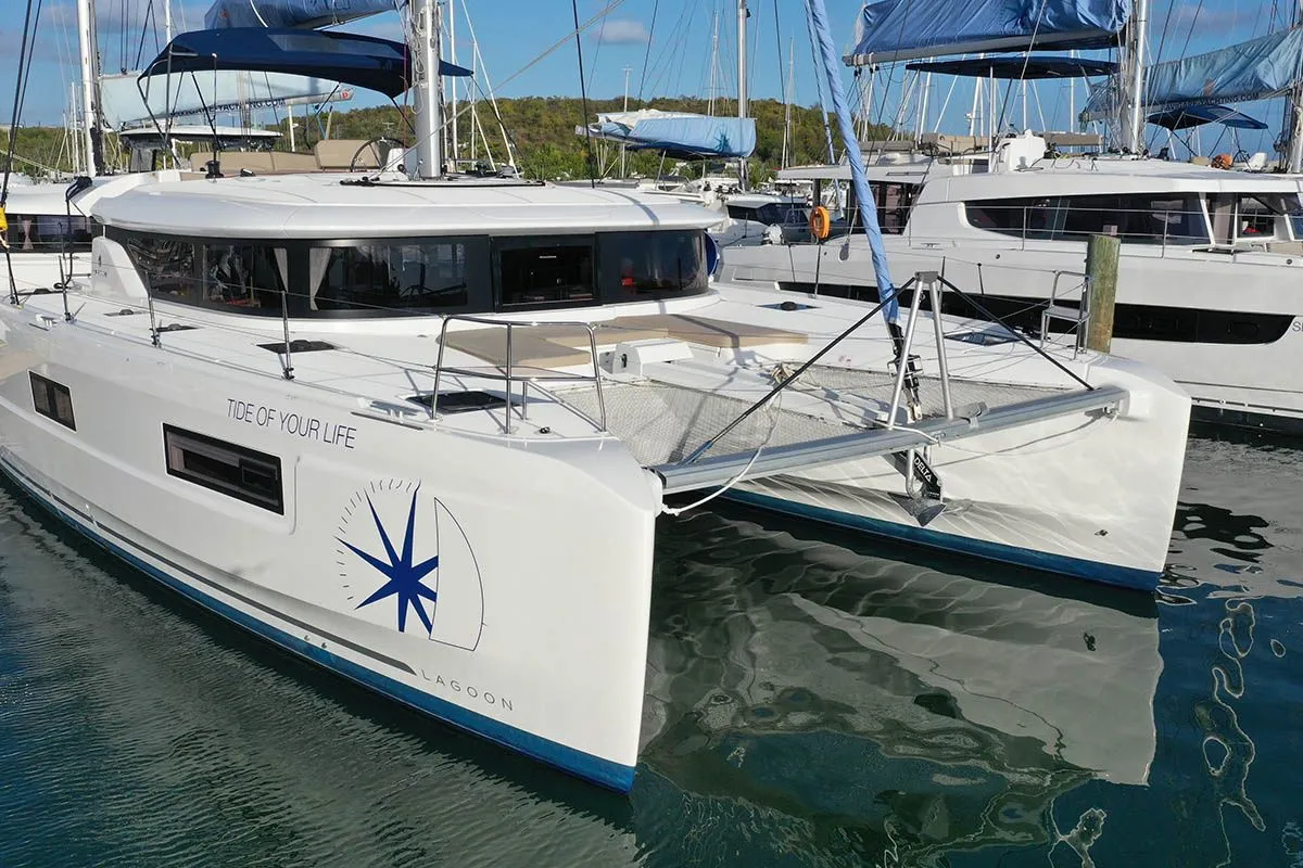 Explore Jamestown on a 13.99m Rental Lagoon 46