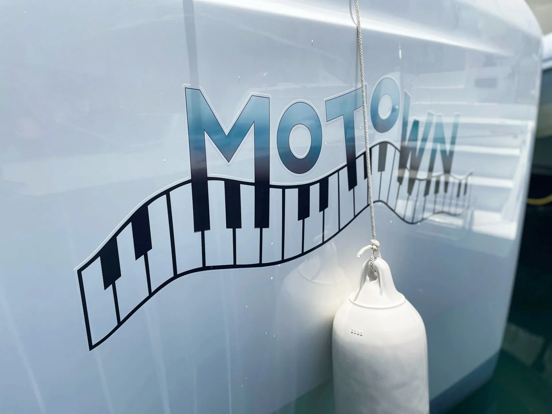 Motown Kiralık Teknesi - 3