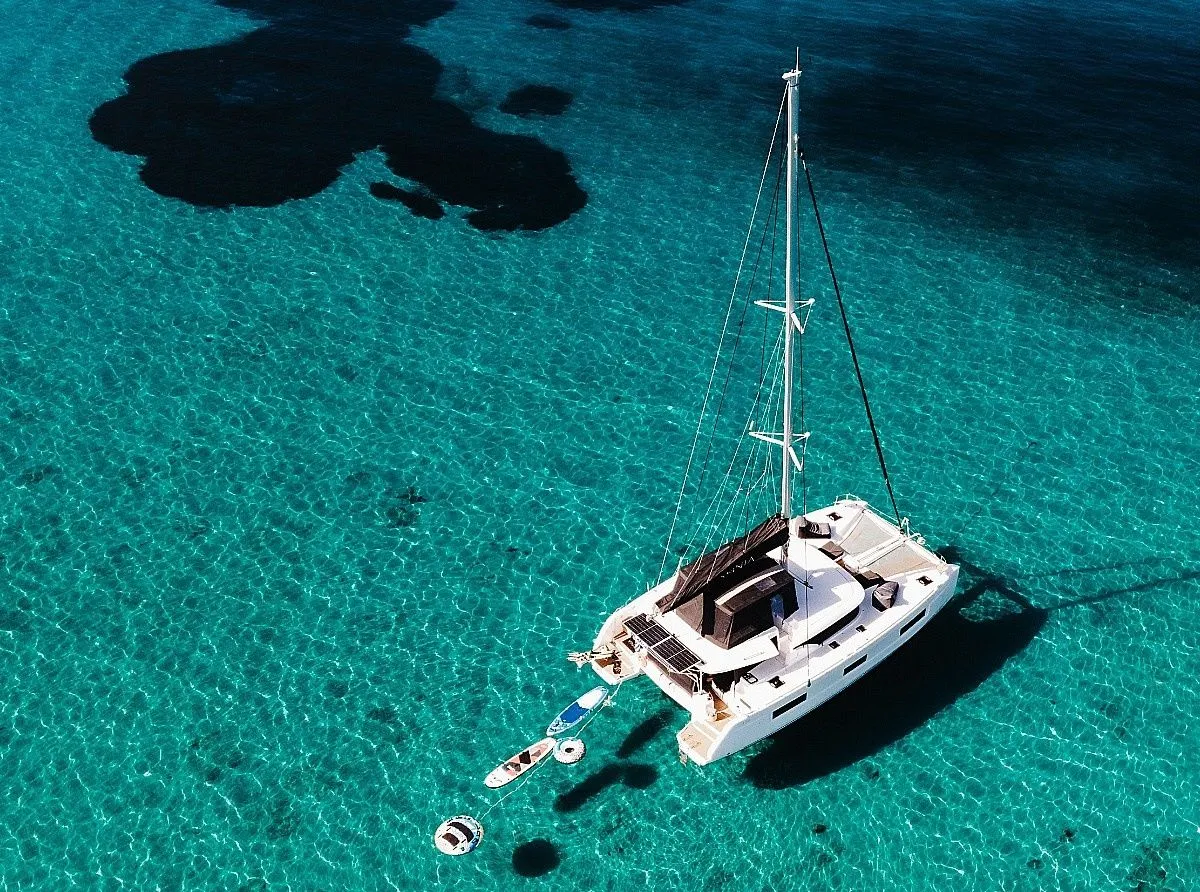 Omnia Charter Boat - 3