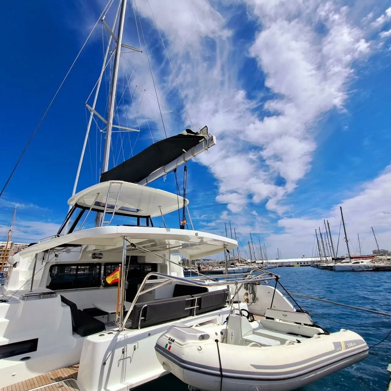 Charter a 13.99m Catamaran in Portocolom