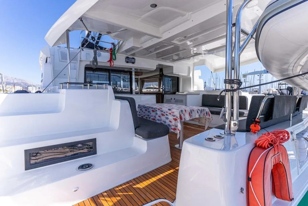 Queen Nika Charterboot - 5