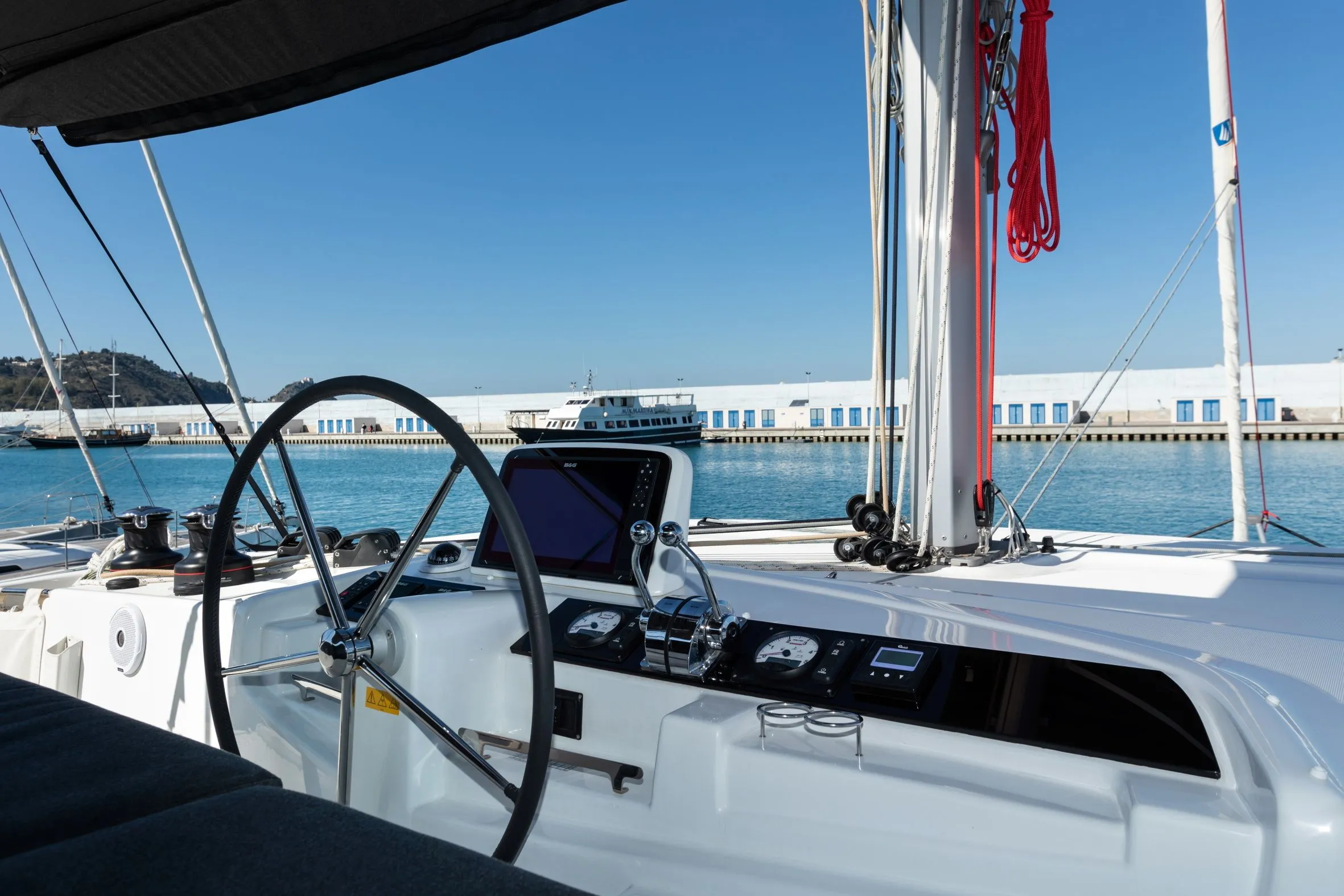 Twenty Cent Charterboot - 4