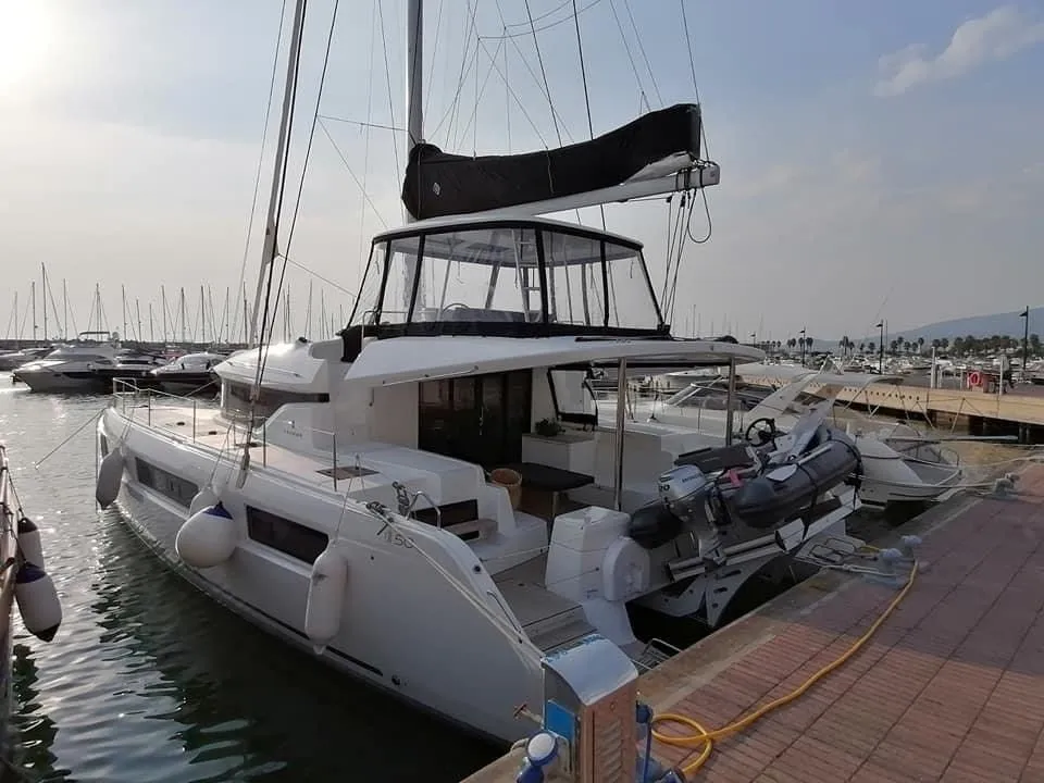 Salerno Kiralık Lagoon 50 14.75m Katamaran