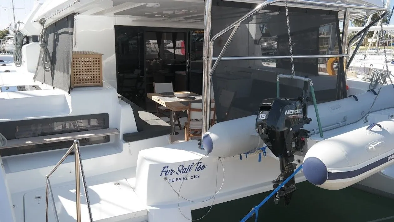 Rent a 15.54m Boat in Mykonos City
